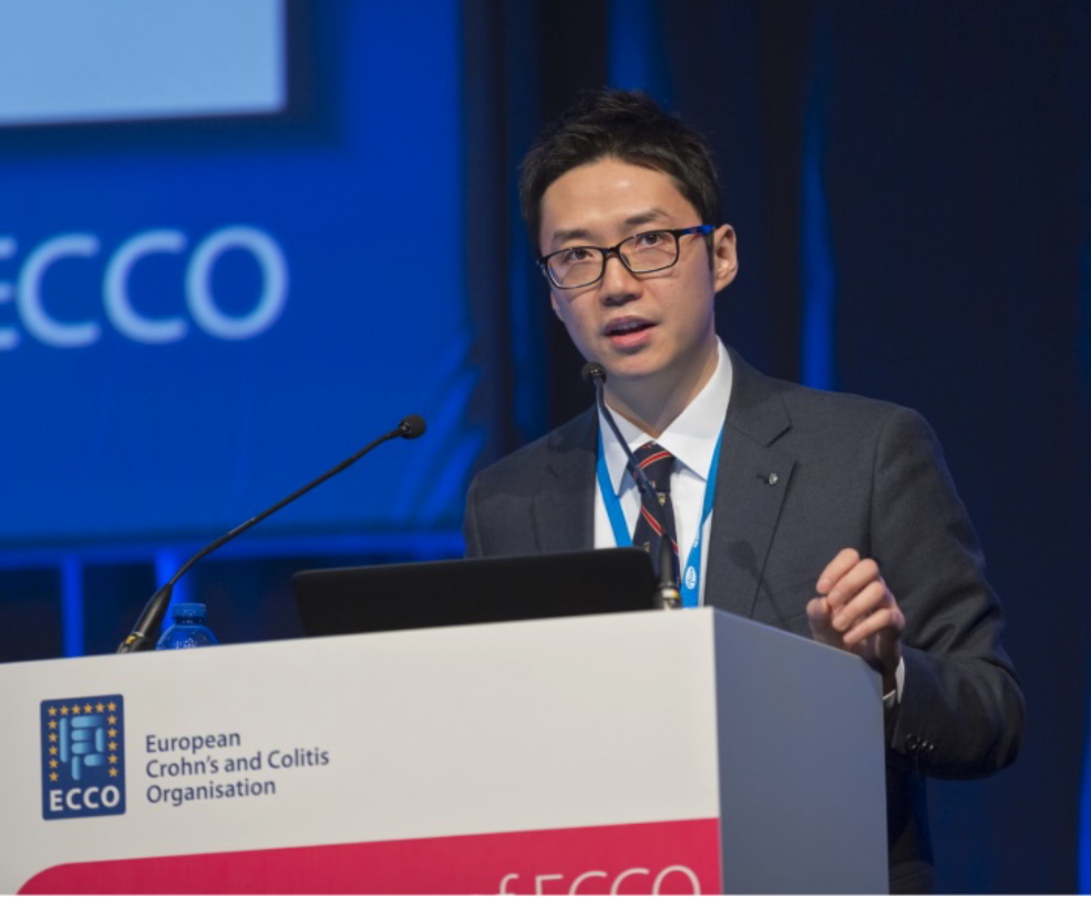 Dr Choi presenting at the ECCO Congress